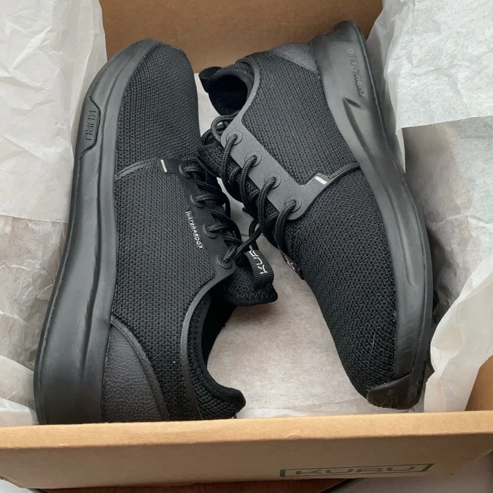 KURU ATOM‎ Waterproof Women's Black Sneakers size 9M
